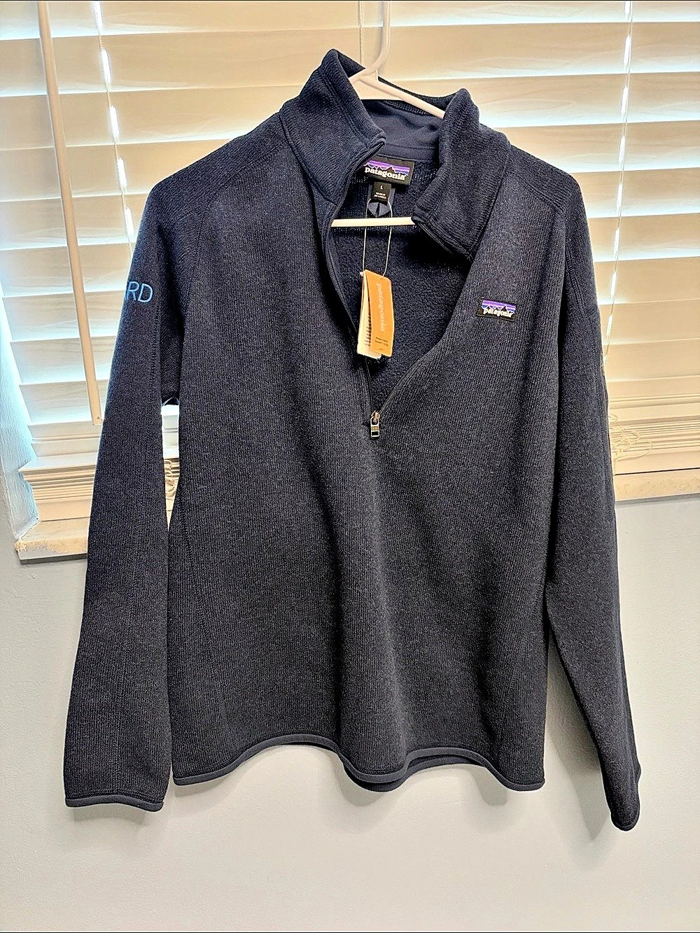 Patagonia R1 Fleece Pullover in Black Size Large